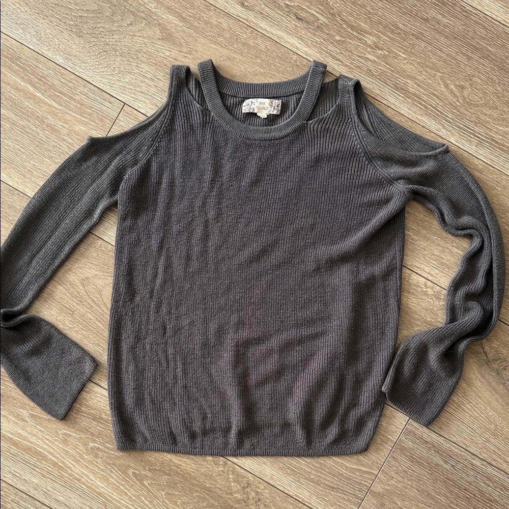 Pink Republic Charcoal Gray Cold-Shoulder Ribbed Sweater